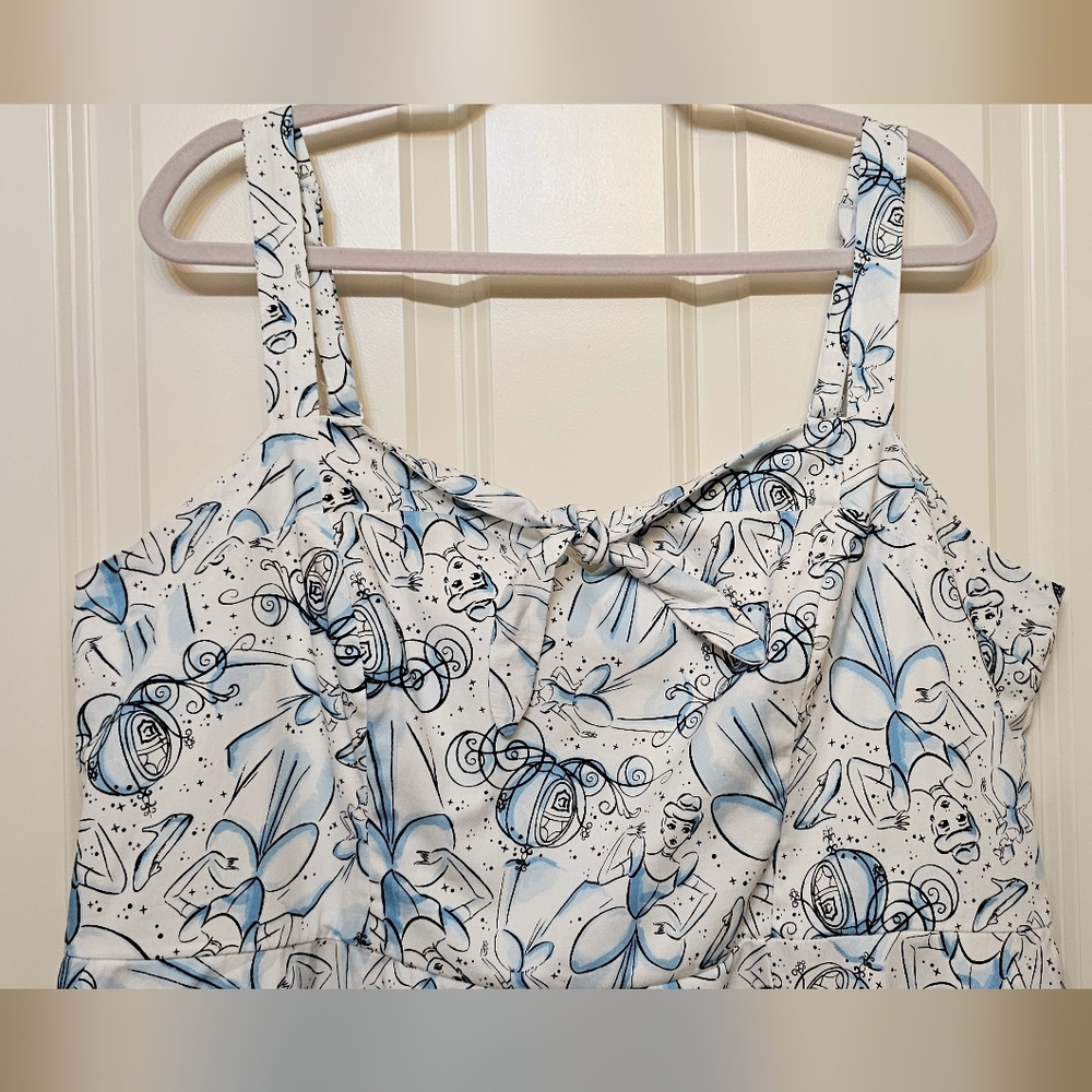 Disney Cinderella Swing dress w/pockets, 97% cotton - Picture 3 of 10
